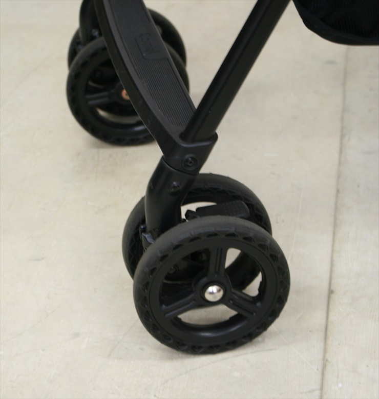 メチャカルハンディα エッグショック MC-400 ハニカムブラック