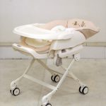 クーナココ Airstyle コンビ製ハイローチェア 手動タイプ