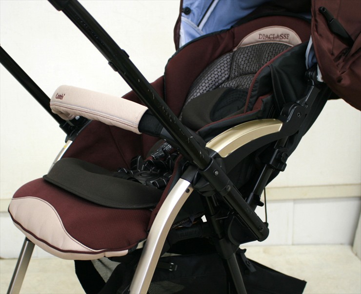 ディアクラッセ オート4キャス エッグショック FD-700 ボルドー