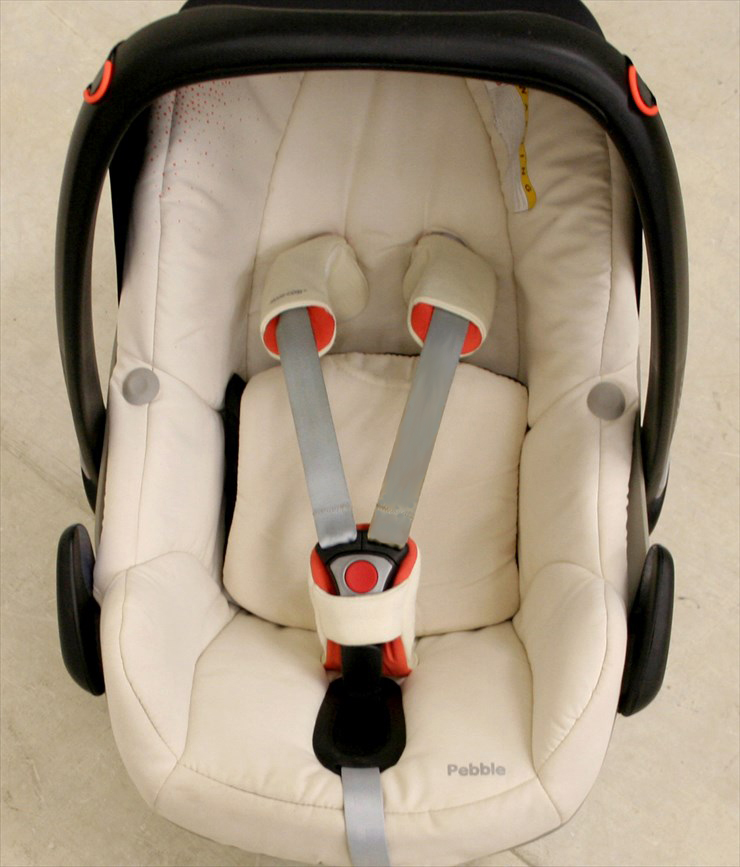 マキシコシ ペブル ナチュラルブライト