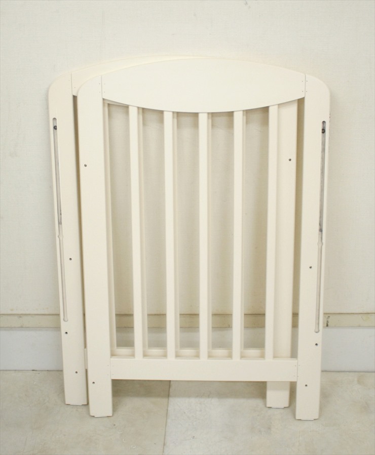 ミニ立ちベッド プチバニラ カトージ製ベビーベッド