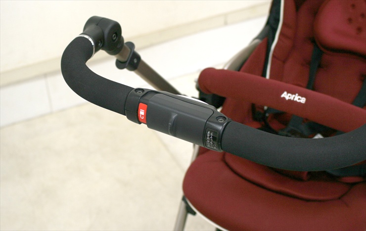 ソラリア 2013 タッジオボルドー オート4輪 アップリカ