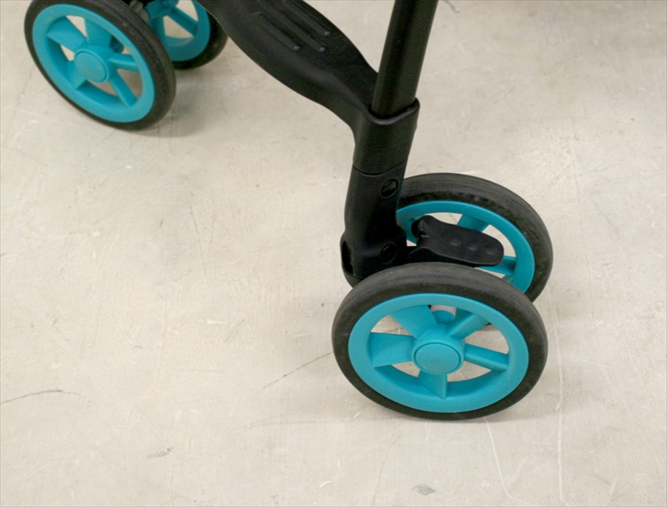 マジカルエアー カプリブルー アップリカ