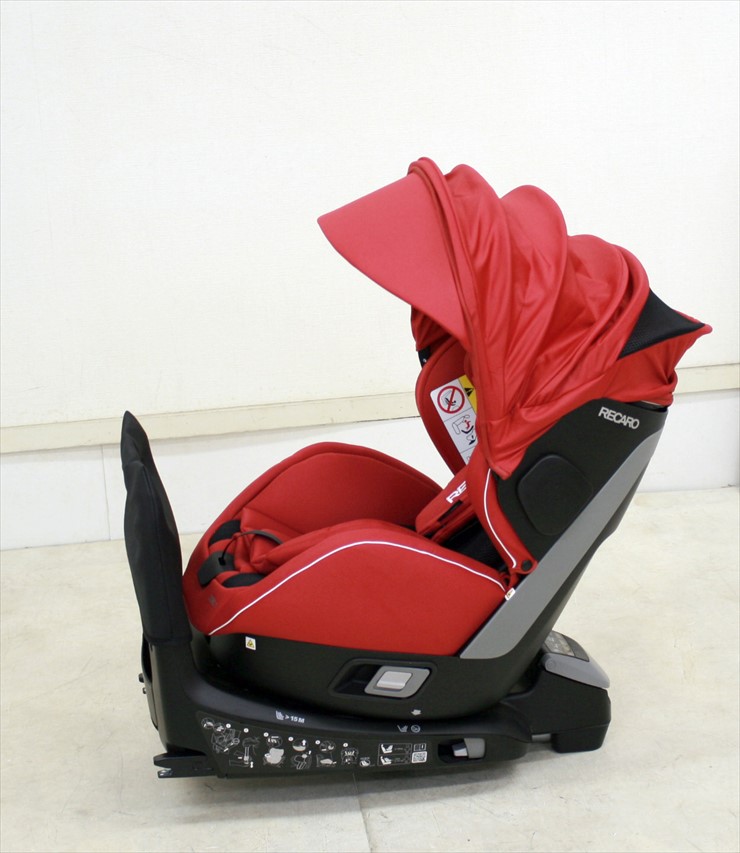 レカロ ゼロワン セレクト コーラルレッド