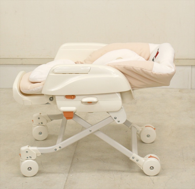 レミニスDX コンビ製手動ハイローチェア