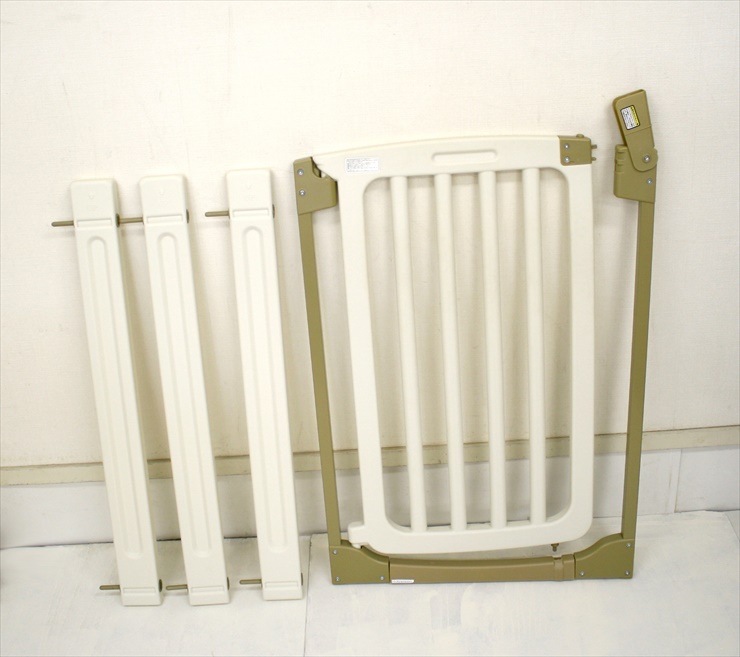 ファミリーゲート ホワイティ 日本育児製ベビーゲート