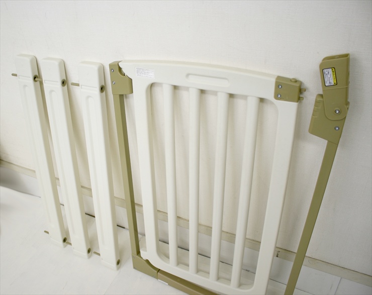 ファミリーゲート ホワイティ 日本育児製ベビーゲート