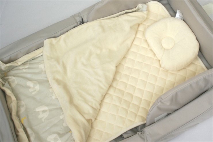 ファルスカ コンパクトベッド ライト グレー