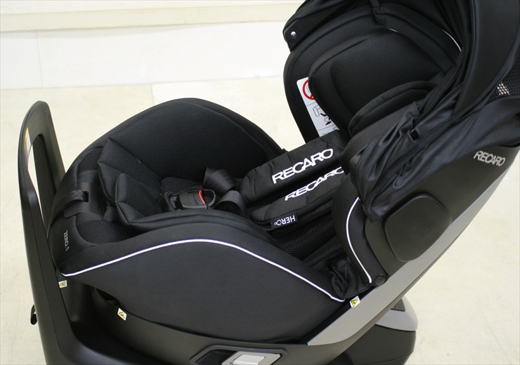 レカロ ゼロワン セレクト オニキスブラック