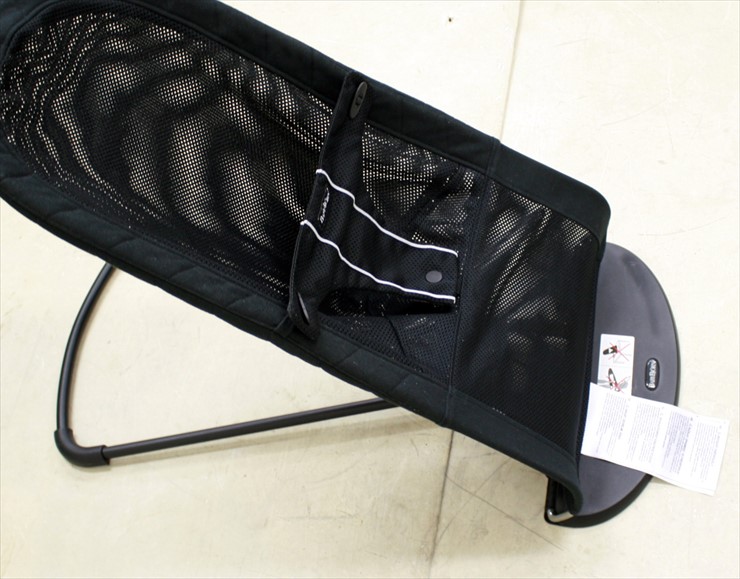 ベビーシッターバランス メッシュ ブラック ベビービョルン