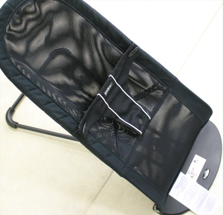 ベビーシッターバランス メッシュ ブラック ベビービョルン