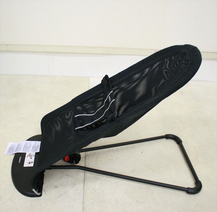 ベビーシッターバランス メッシュ ブラック ベビービョルン