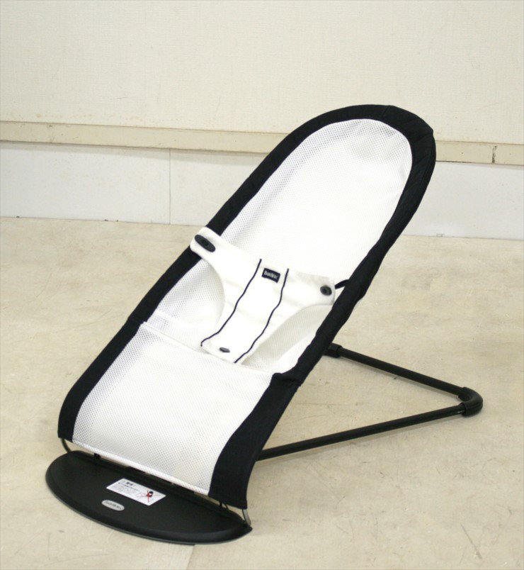 ベビーシッターバランス メッシュ ホワイト ベビービョルン