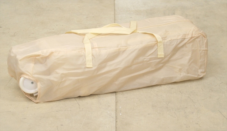 たためるプレイヤード お昼寝マット付き クリーム カトージ