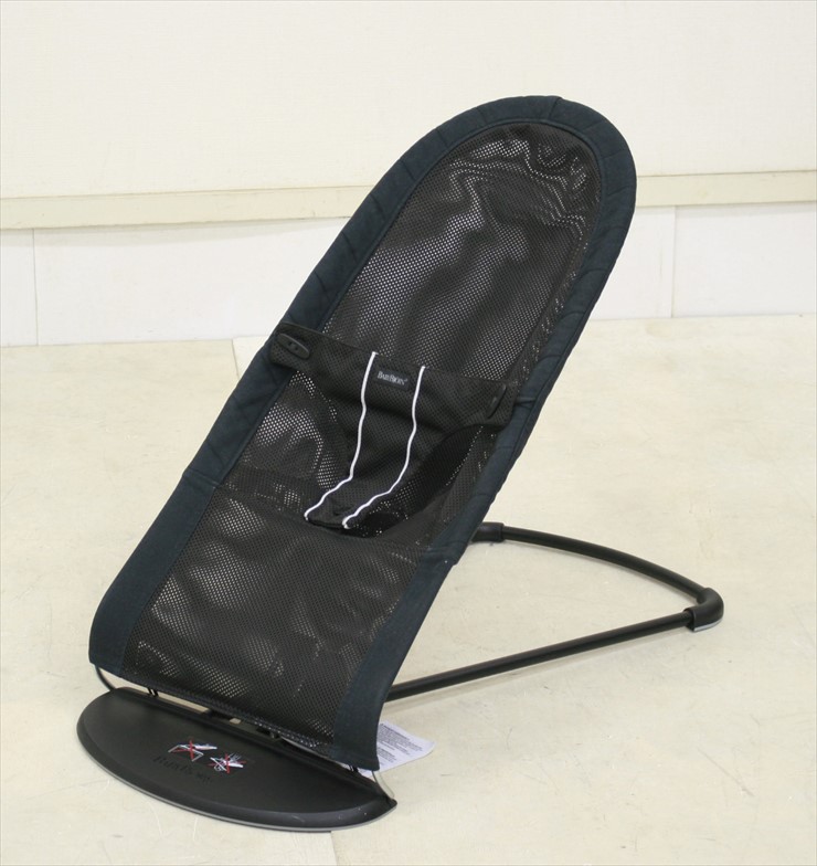 ベビーシッターバランス メッシュ ブラック ベビービョルン