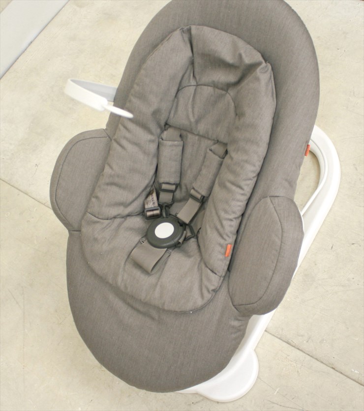 ストッケ ステップス バウンサー グレージュ Stokke