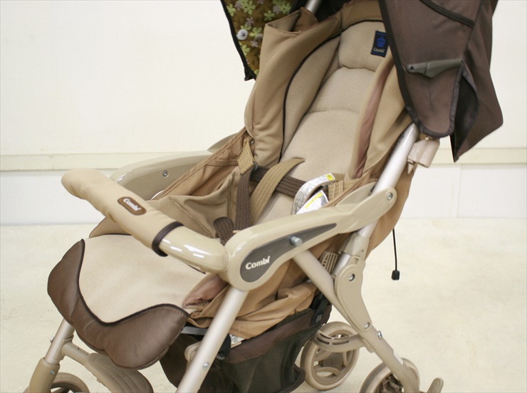 マルチ5ウェイ ココベージュ EX COMBI コンビ