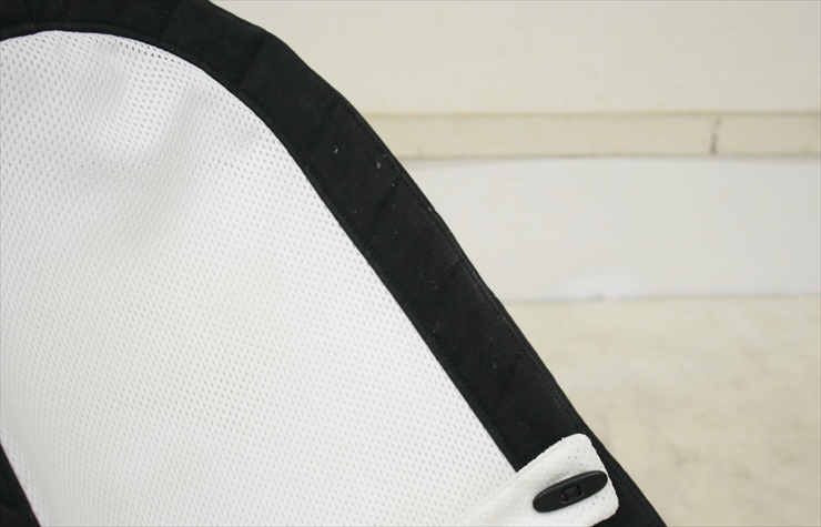 ベビーシッターバランス メッシュ ホワイト ベビービョルン