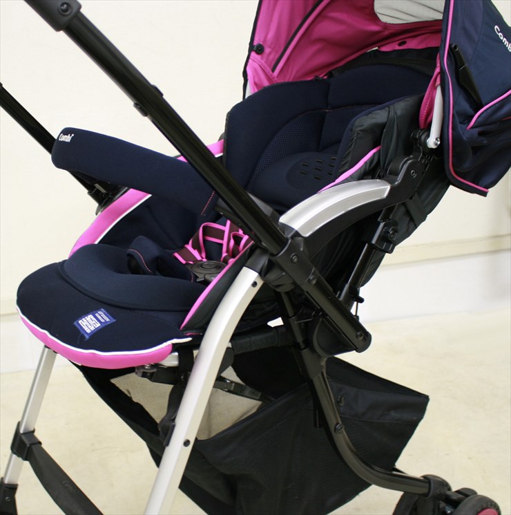 ネムリエ オート4キャス UF-750 ポンパドールネイビー