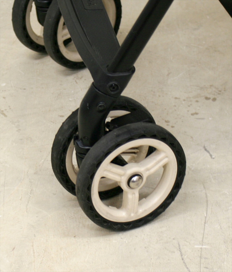 メチャカルハンディα エッグショック MD ヴェネチアンホワイト