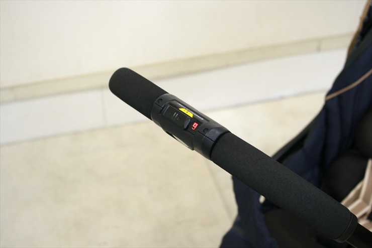 メチャカルハンディα エッグショック MD ティアドロップネイビー