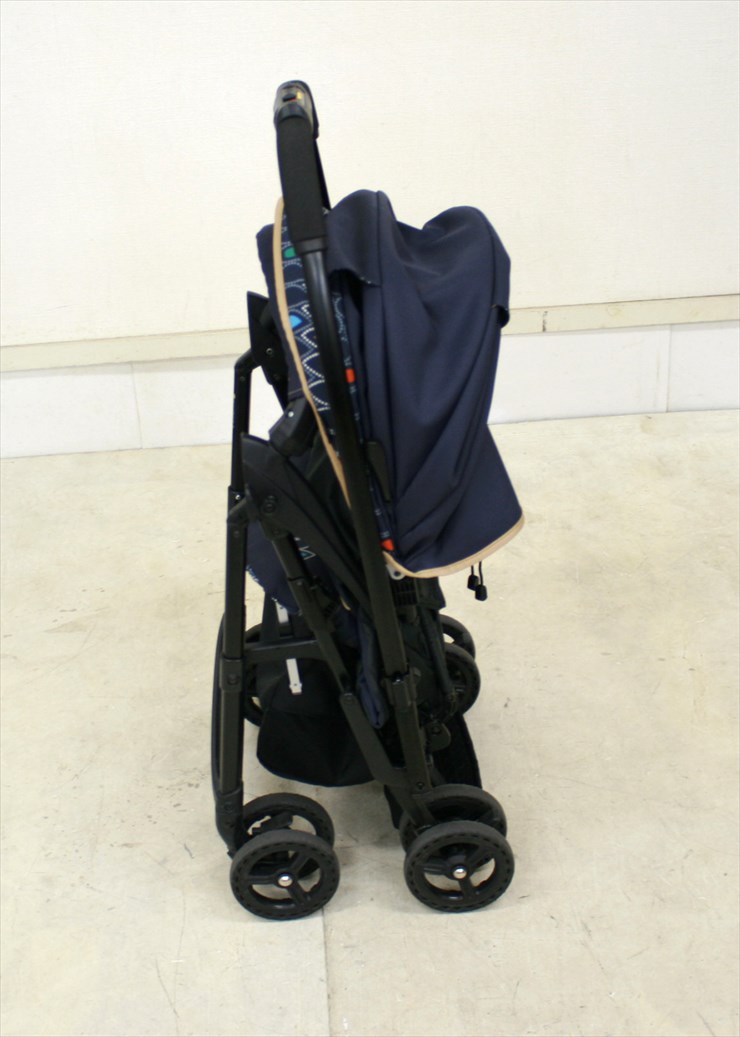 メチャカルハンディα エッグショック MD ティアドロップネイビー