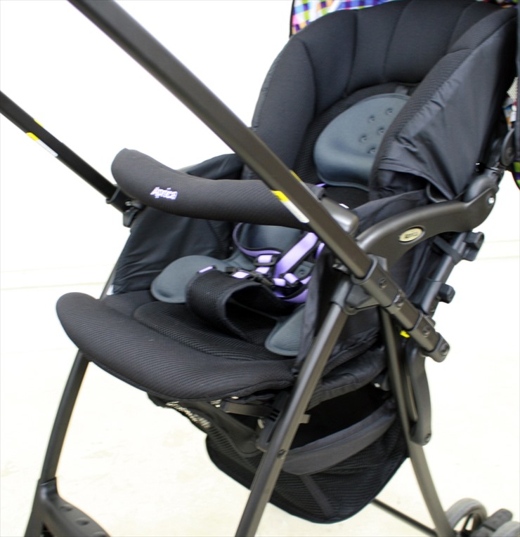 カルーンプラス ハイシート チェックBK アップリカ