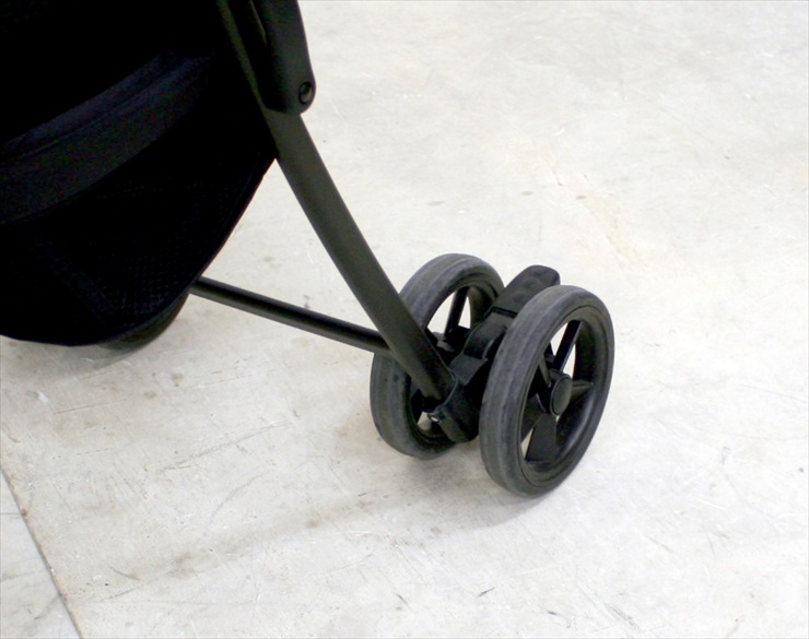 カルーンプラス ハイシート チェックBK アップリカ