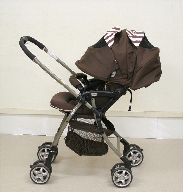 ラクーナ シンボリックブラウン 軽量オート4輪 ハイシート55