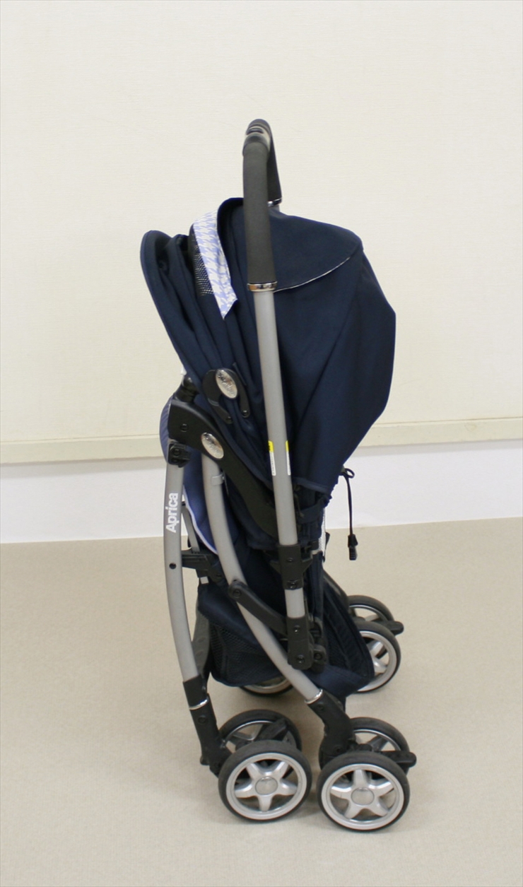 ラクーナ シンボリックネイビー