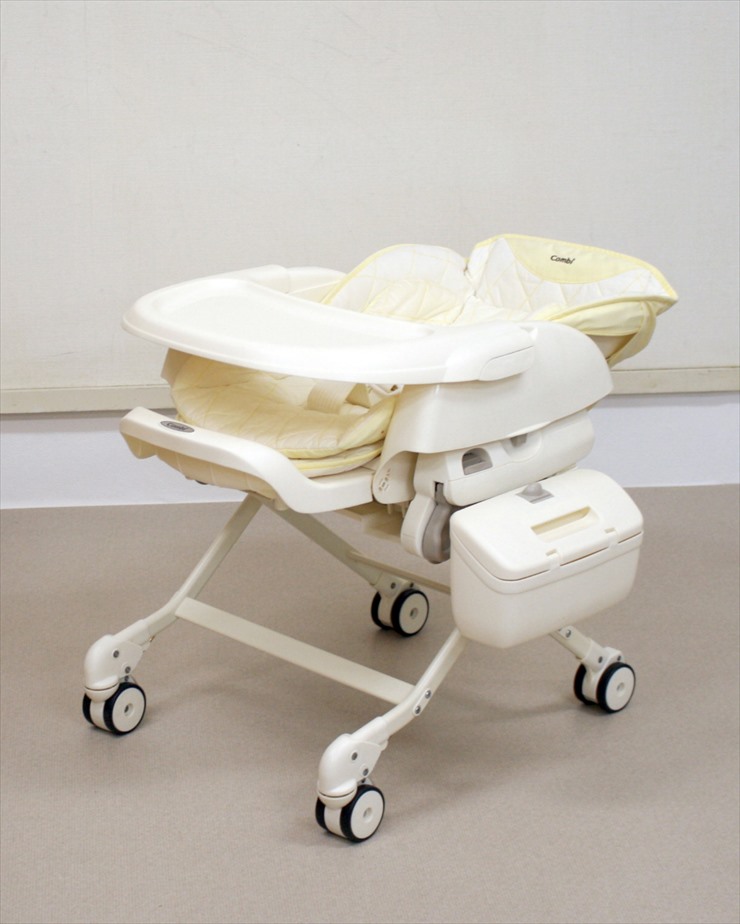 ネムリラ オートスウィング イエロー