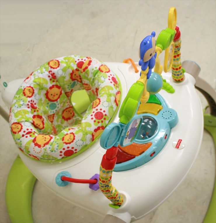 フィッシャープライス レインフォレスト・コンパクト・ジャンパルー CMB18