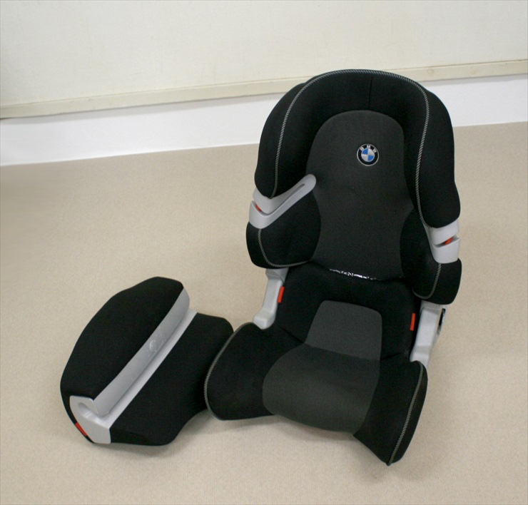 BMW 純正 ジュニアシート 2/3 isofix 対応isofix