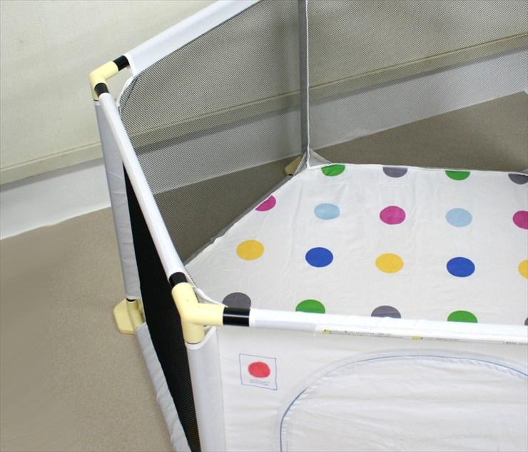 おうちで洗えるやわらかサークル ヴィータベビーサークル