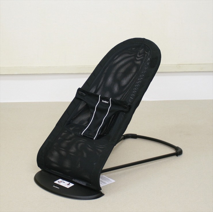 ベビーシッターバランス メッシュ ブラック ベビービョルン