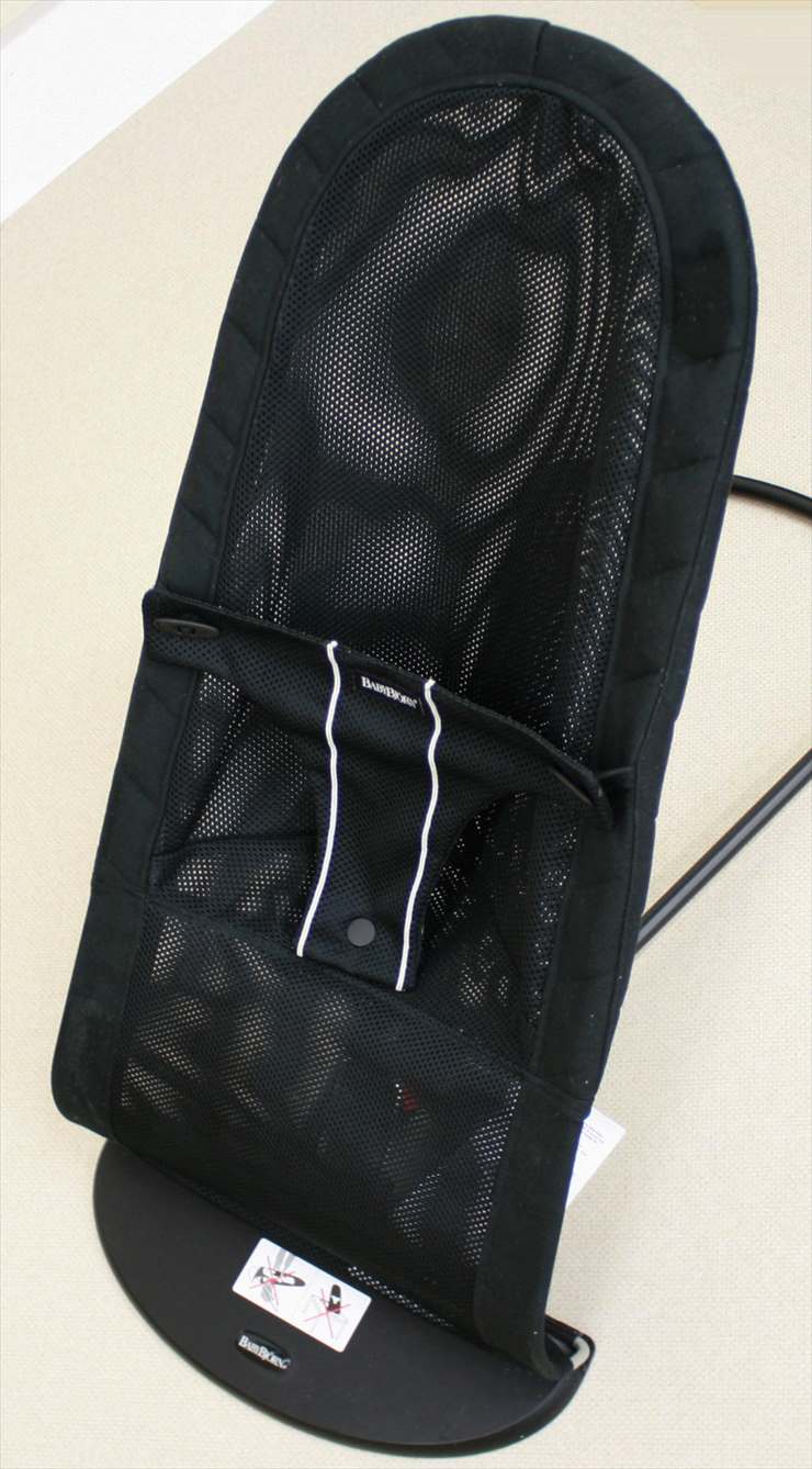 ベビーシッターバランス メッシュ ブラック ベビービョルン