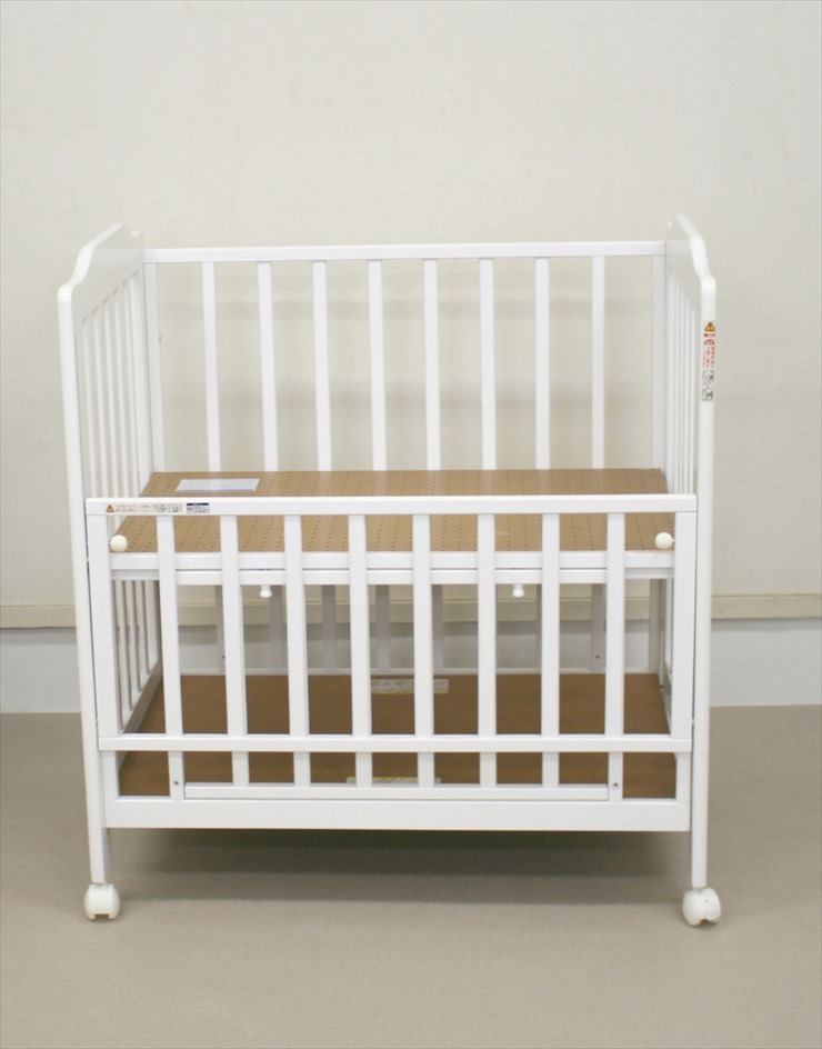 ミニ立ちベッドホワイトT カトージ　02394