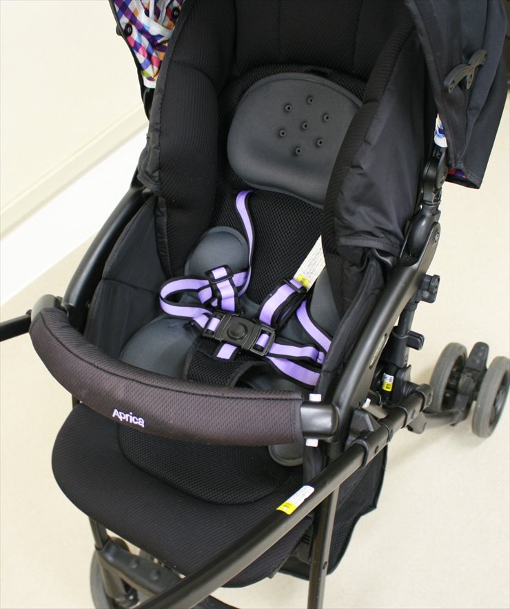 カルーンプラス ハイシート チェックブラックBK アップリカ