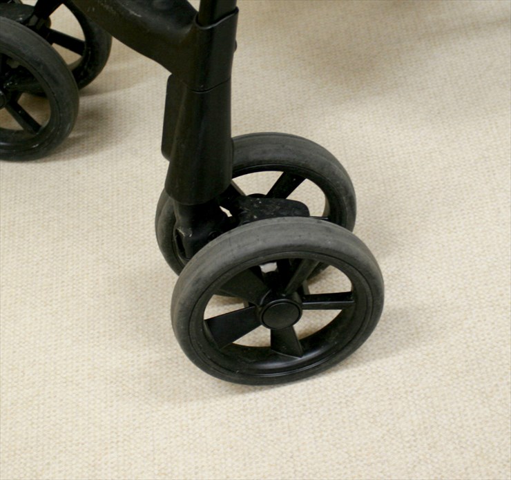 カルーンプラス ハイシート チェックブラックBK アップリカ