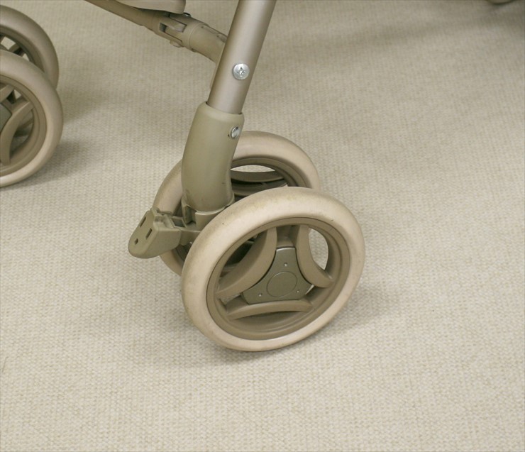 マルチ5ウェイ ココベージュEX COMBI コンビ