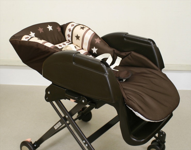 ハイローベッド＆チェア ニューボーン イージー ウォッシュ チョコレート BR