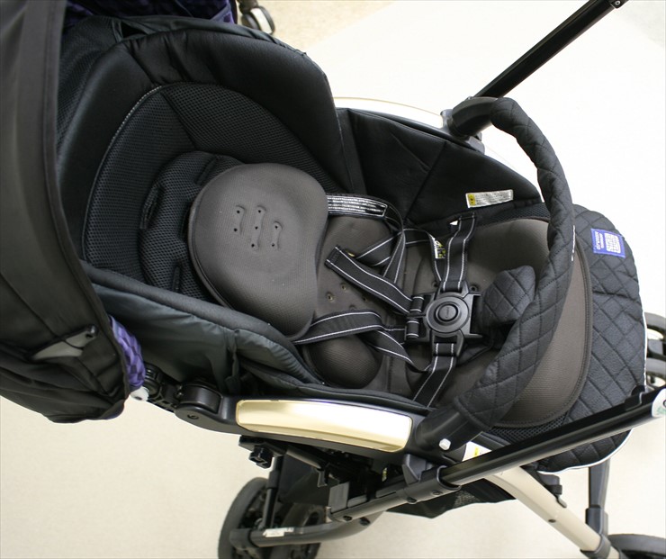 ネムリエ オート4キャス UE-630 シャルマンブラック