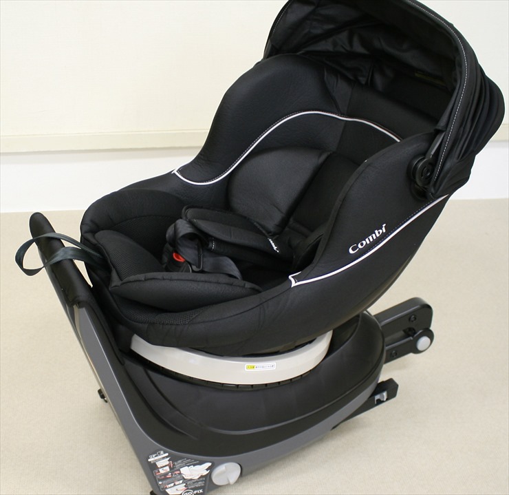 クルムーヴ ISOFIX エッグショック NBW ブラック