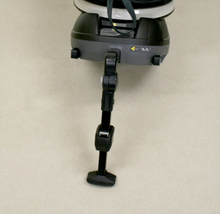 クルムーヴ ISOFIX エッグショック NBW ブラック