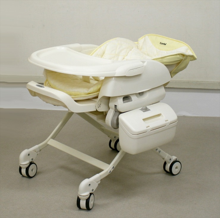 ネムリラ オートスウィング イエロー