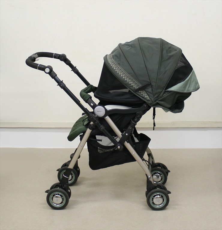 ソラリア プレミアム ビジューグリーン