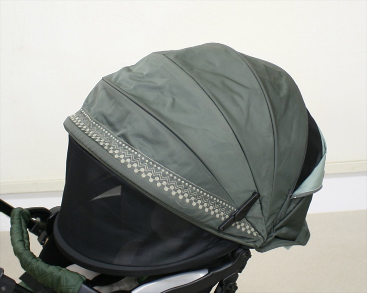 ソラリア プレミアム ビジューグリーン