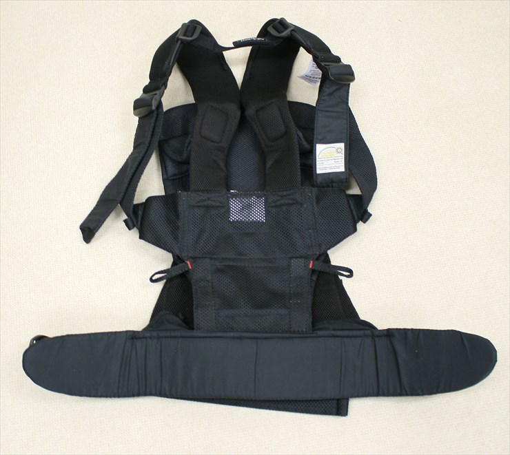 ベビーキャリア ONE+Air ブラック ベビービョルン