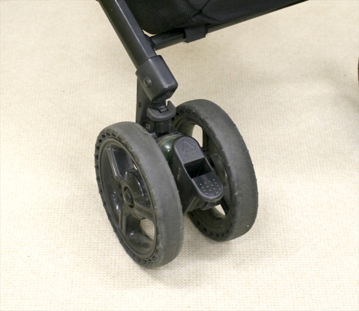 ネムリエ オート4キャス UE-630 シャルマンブラック