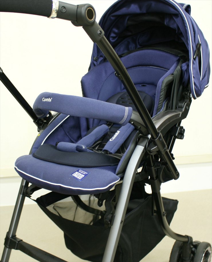 ネムリエ オート4キャス UF-800 最上位モデル セレナードネイビー